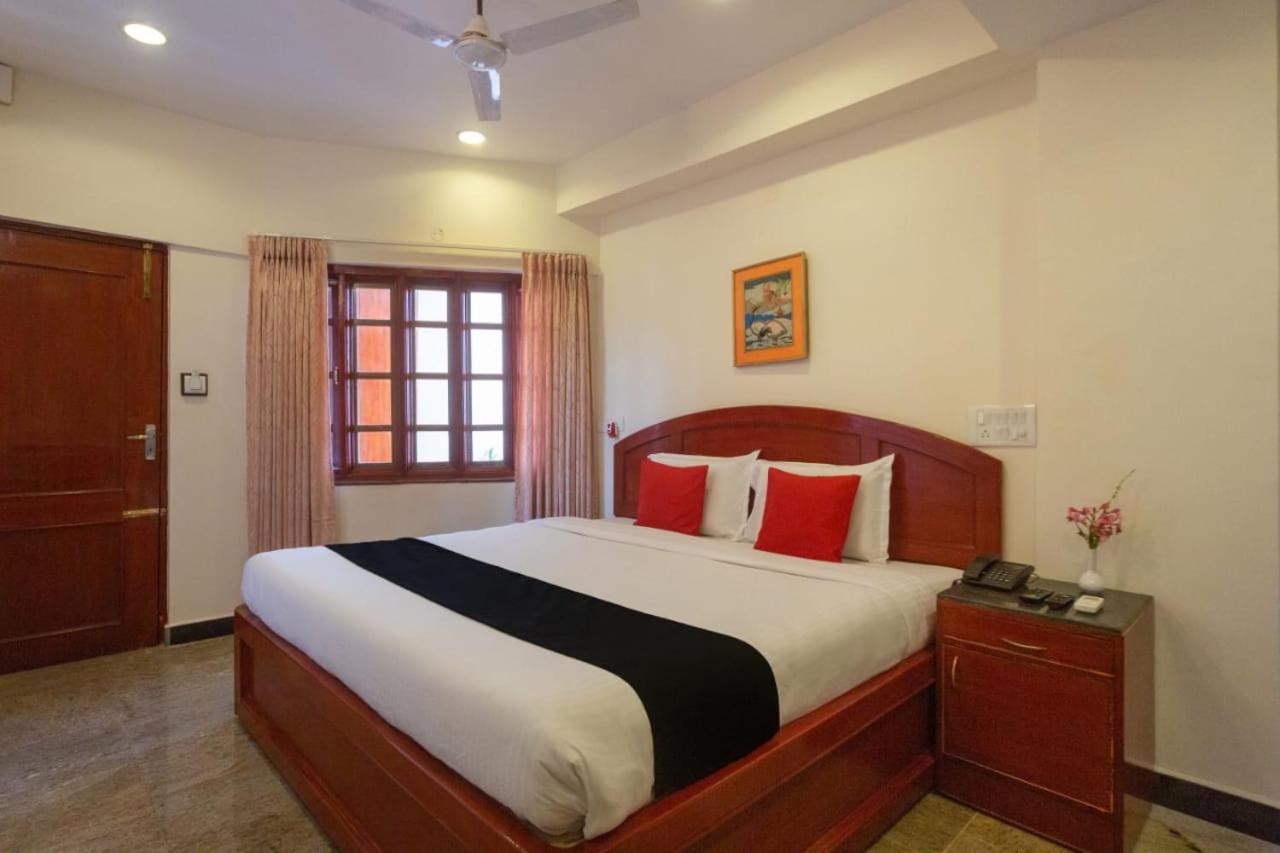 Bay Inn Chennai Exteriör bild