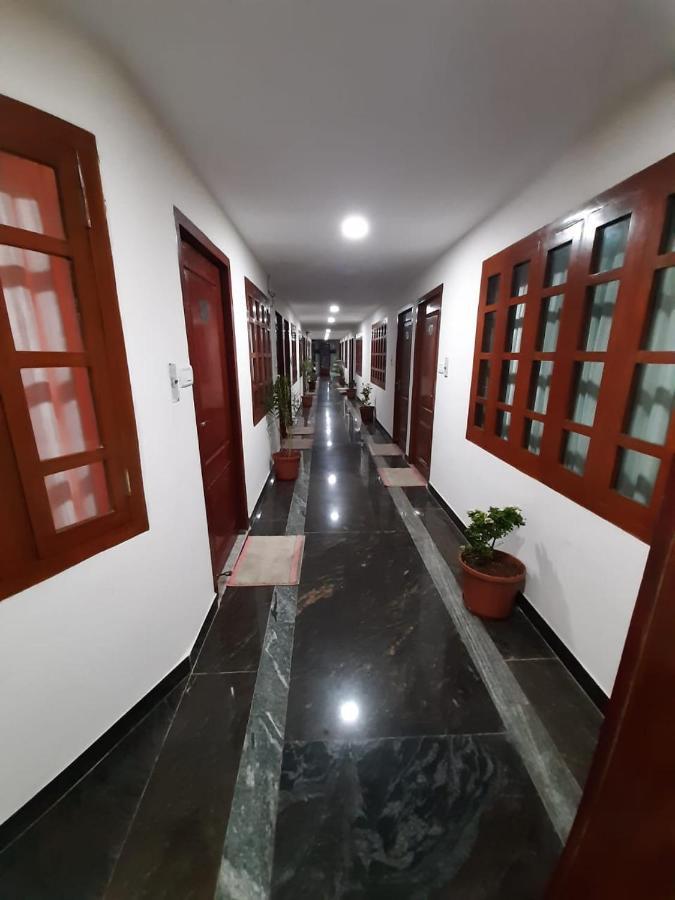 Bay Inn Chennai Exteriör bild