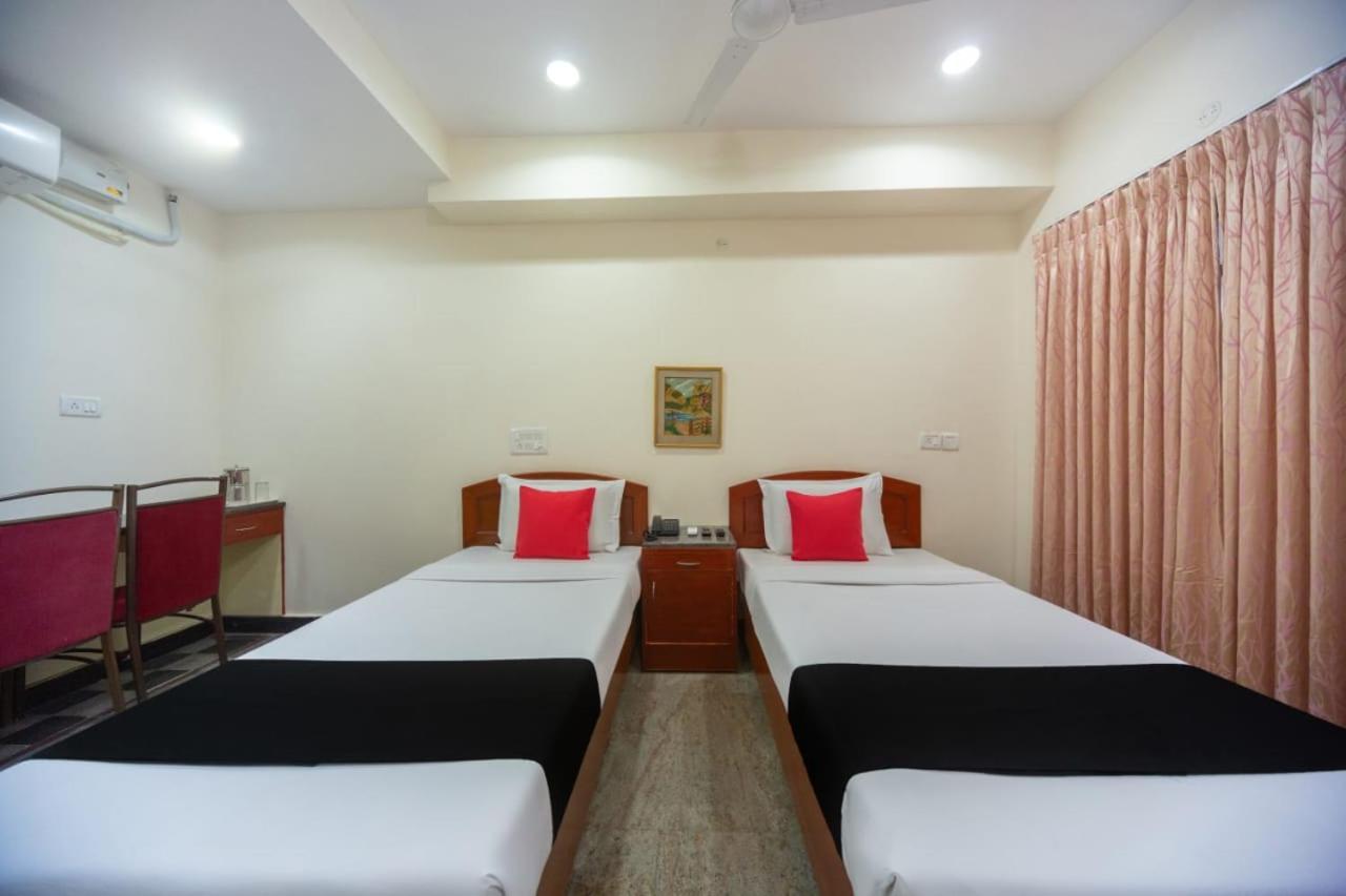 Bay Inn Chennai Exteriör bild