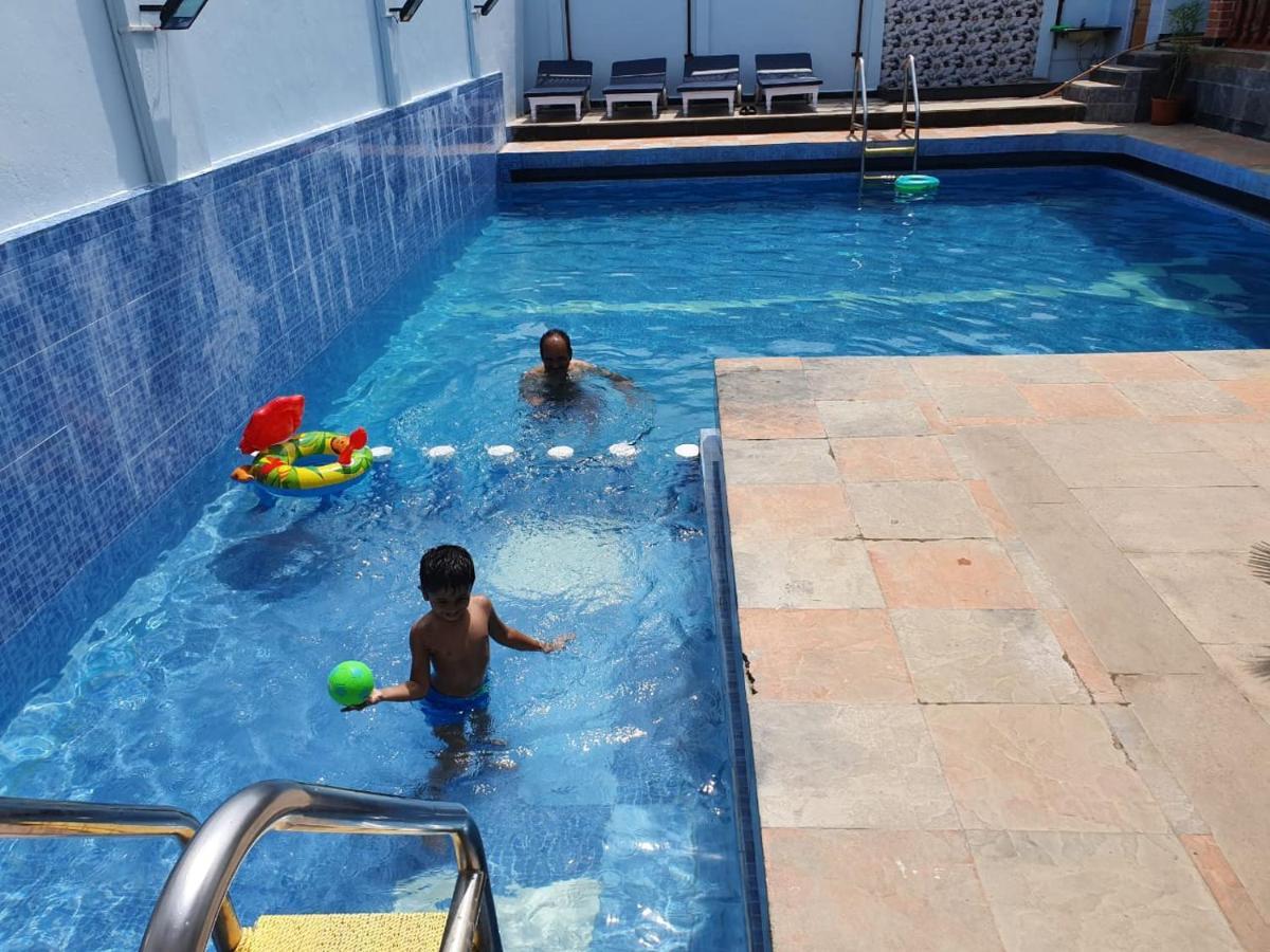 Bay Inn Chennai Exteriör bild