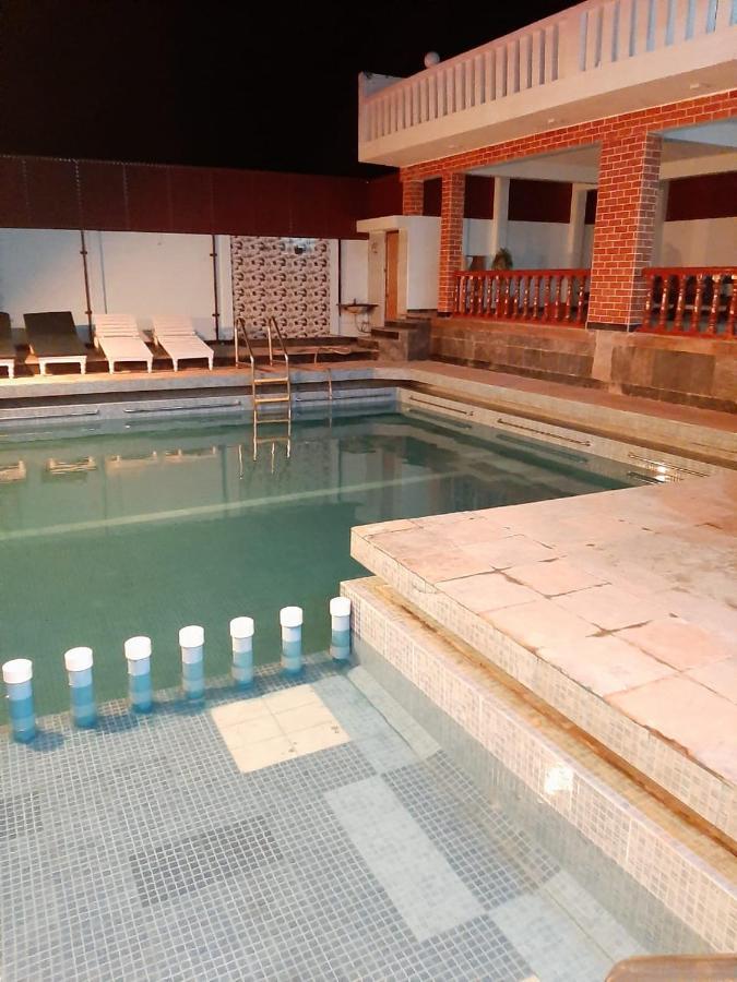 Bay Inn Chennai Exteriör bild