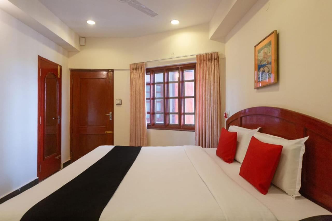 Bay Inn Chennai Exteriör bild